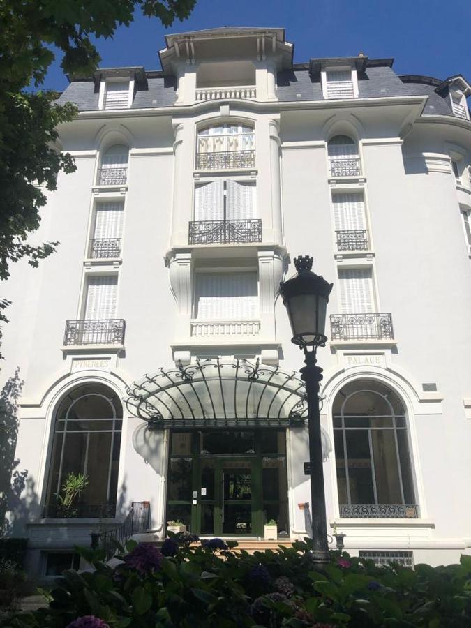 Apartamento Luchon Loft De Charme Bagnères-de-Luchon Exterior foto